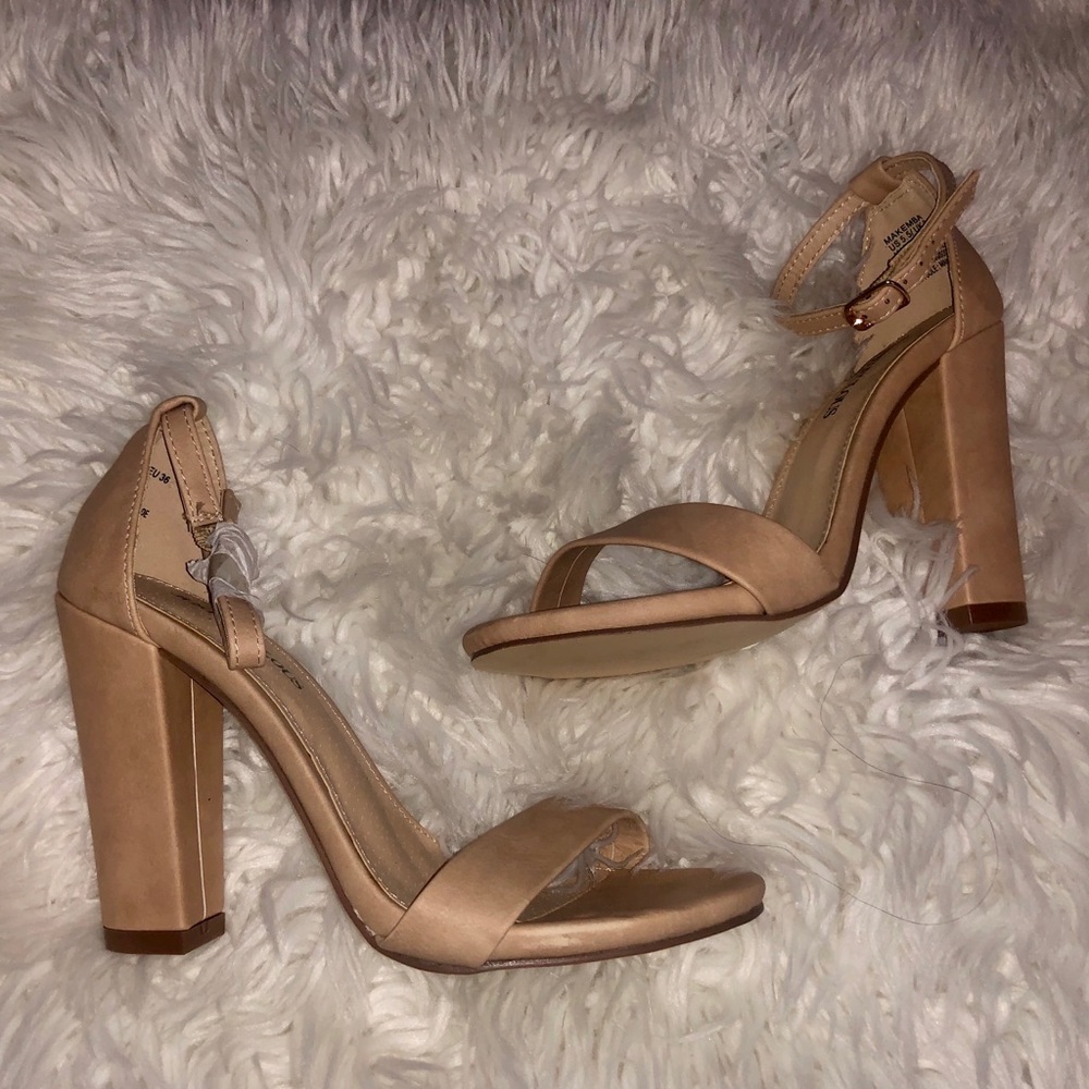 Brand New Nude heels